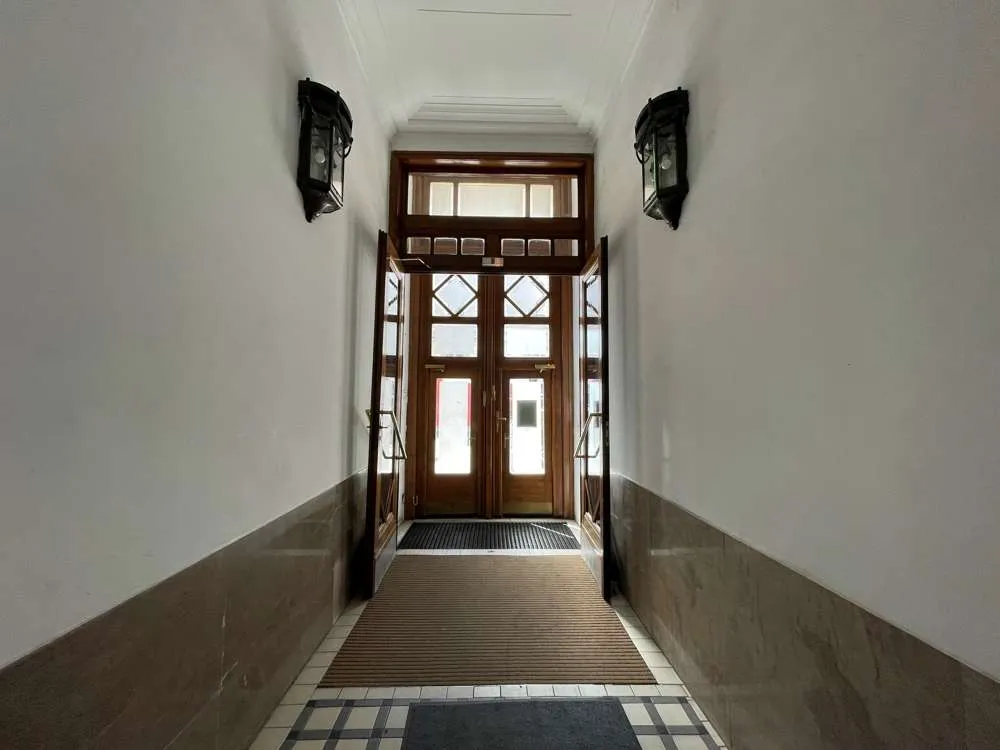Top Blick zur Votivkirche - gekühltes DG-Büro - Ansicht 3