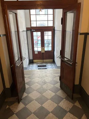 Gewerbeimmobilie kaufen in Wien – 345,51 m², € 844.300 – Bild 2 von 2