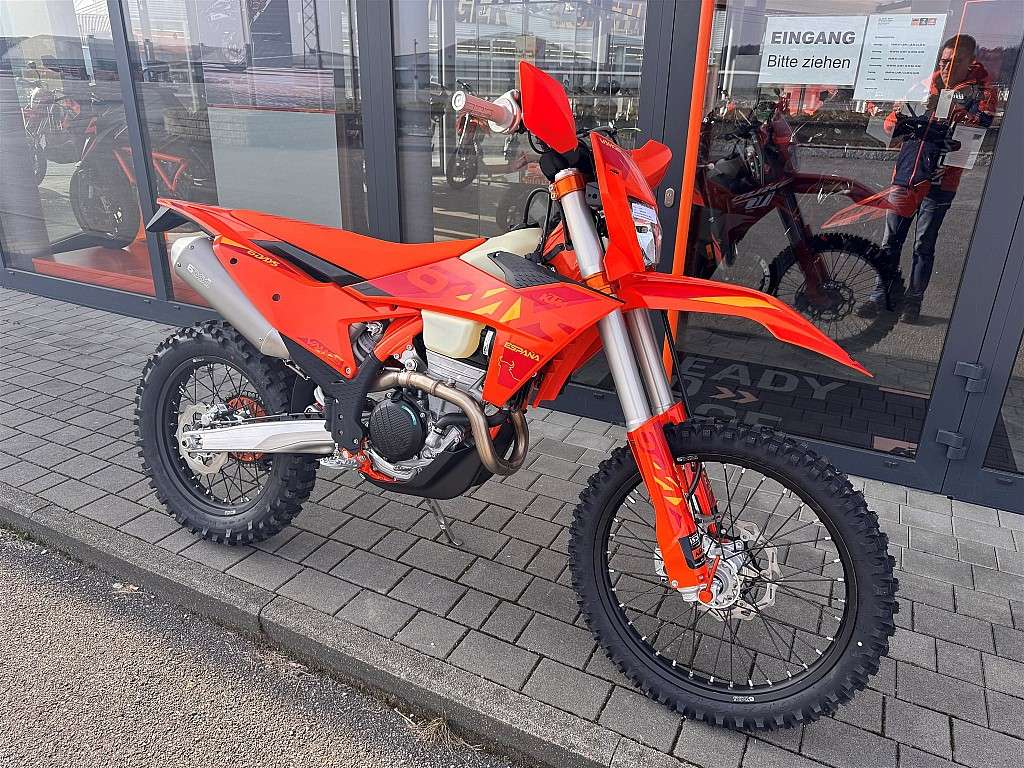 KTM 350 EXC-F SIX DAYS Aktion Modell 2025 lagernd &... Enduro