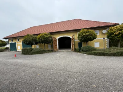 4-Zimmer-Gewerbeimmobilie mieten in Wels – 340 m², € 1.450 – Bild 6 von 7