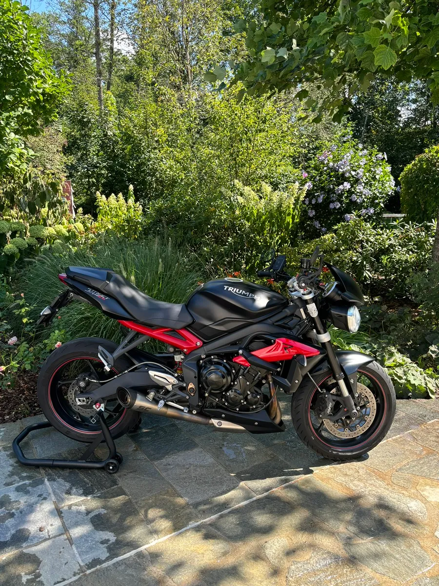 Triumph Street Triple