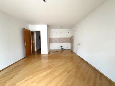 ohne Küche: 2-Zimmer-Loggia-Wohnung in Ruhelage - | Nähe U6