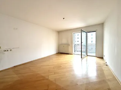 ohne Küche: 2-Zimmer-Loggia-Wohnung in Ruhelage - | Nähe U6 – Bild 3