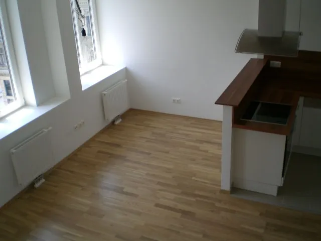Dachgeschoss-Maisonnette mit 3 Zimmer und Terrasse Unbefristet vermietet - Rendite 3,57 % - Ansicht 2