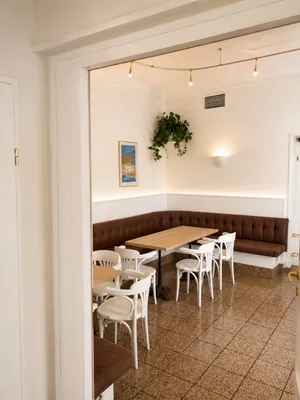 2-Zimmer-Gewerbeimmobilie mieten in Mödling – 97 m², € 1.900 – Bild 8 von 10