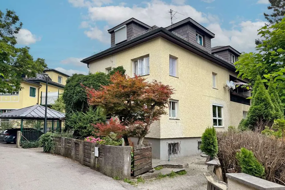 Familie Willkommen! Haus mit 3 Wohneinheiten und viel Potenzial in Aigen - Widok 2