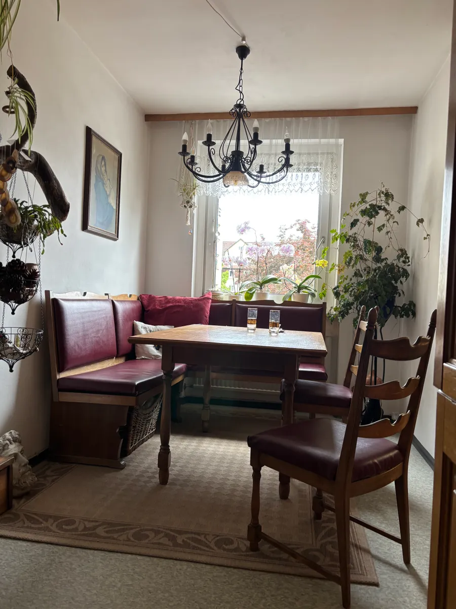 Helle, ruhige , zentrale 66-qm-Wohnung mit Wintergarten – pohled 3