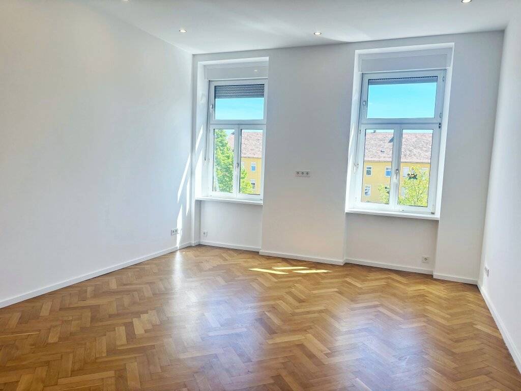 Erstbezug nach Sanierung: 4-Zimmer Altbauwohnung mit neuer Küche und hochwertiger Bad-Ausstattung, Graz
