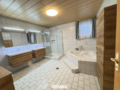 7-Zimmer-Haus kaufen in Korneuburg – 250 m², € 595.000 – Bild 8 von 22