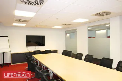 1-Zimmer-Gewerbeimmobilie mieten in Linz – 117 m², € 1.903 – Bild 9 von 21