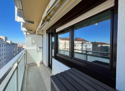 Erstbezug: Schöne 4 Zimmer mit Loggia, Klimaanlage, Garagenplatz und Ausblick – Bild 2