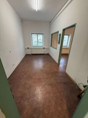 Gewerbeimmobilie mieten in Salzburg-Umgebung – 380 m², € 8 – Bild 11 von 29