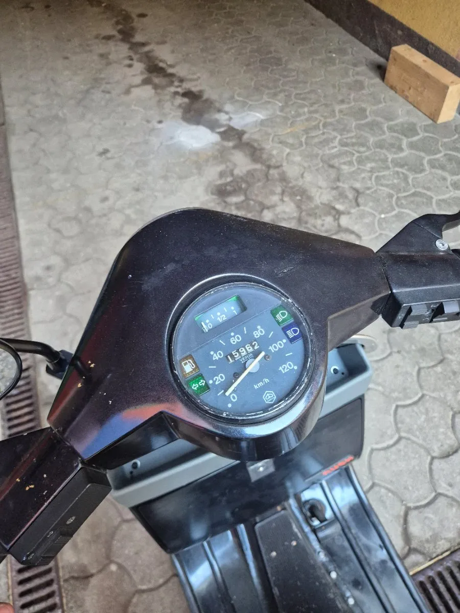 Vespa PK
