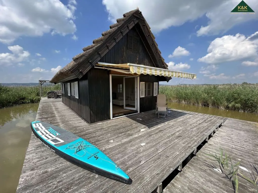 EIN TRAUM - ALLEINRUHELAGE - UNEINSEHBAR - IM NEUSIEDLER SEE - AUF PACHTGRUND MIT YACHTHAFEN BOOTSANLEGEPLATZ - Ansicht 2