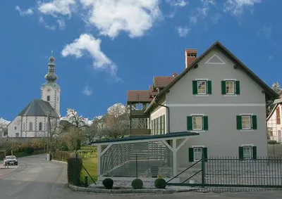 4-Zimmer-Wohnung mieten in Klagenfurt – 200 m², € 1.998 – Bild 2 von 29