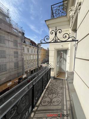 Geräumige und helle 2-Zimmer Wohnung mit separater Küche, Balkon und Kellerabteil in der Gentzgasse – Bild 3