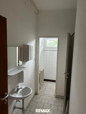 4-Zimmer-Gewerbeimmobilie mieten in Eisenstadt – 125 m², € 1.450 – Bild 6 von 10