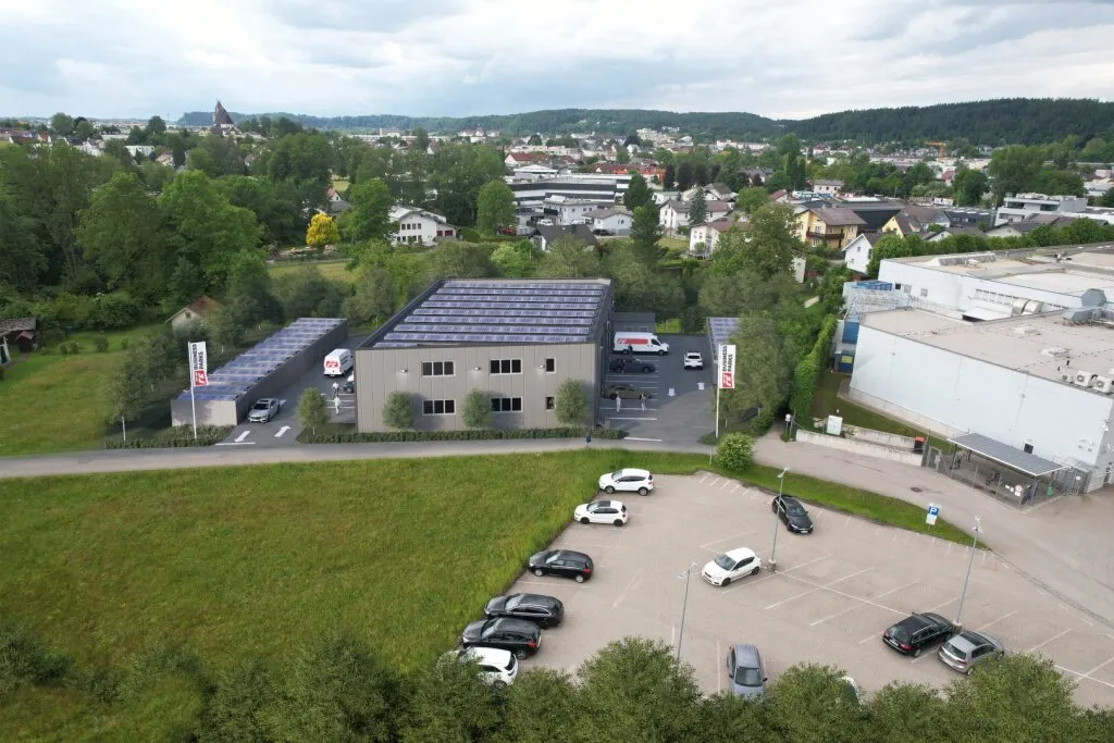 KAUF / MIETE, BEZUG ENDE 2026! Betriebs-/Produktions- oder Lagerhallen mit Flächen von 63 - 120 m² zu verkaufen / vermieten in Vöcklabruck / Nähe Varena (Top 1) - Ansicht 2