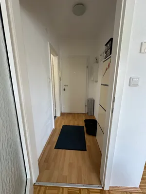 1-Zimmer-Wohnung mieten in Graz – 32 m², € 500 – Bild 2 von 9