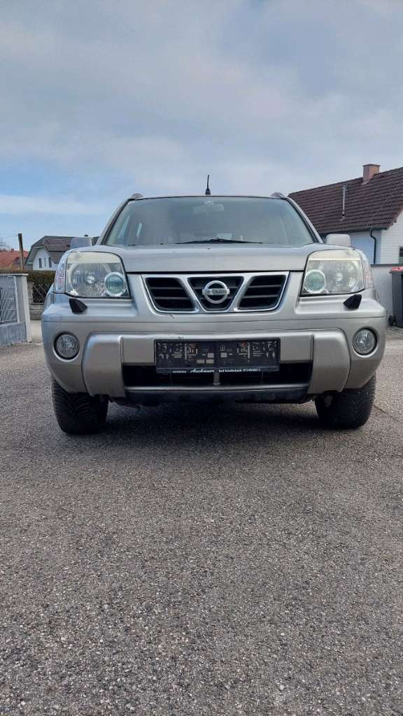 Nissan X-TRAIL T30/E/E01 SUV / Geländewagen