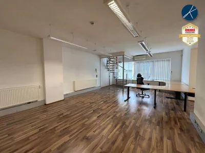 16-Zimmer-Gewerbeimmobilie mieten in Neunkirchen – 740 m², € 6.100 – Bild 7 von 14
