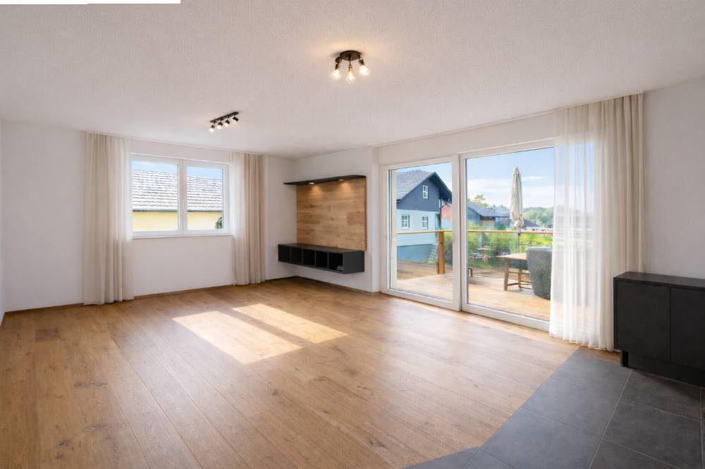 Eigentumswohnung mit Balkon mitten in Oberwang - Ansicht 2