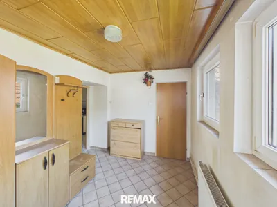 3-Zimmer-Immobilie kaufen in Bruck an der Leitha – 59 m², € 96.000 – Bild 5 von 9