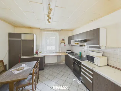 3-Zimmer-Immobilie kaufen in Bruck an der Leitha – 59 m², € 96.000 – Bild 2 von 9