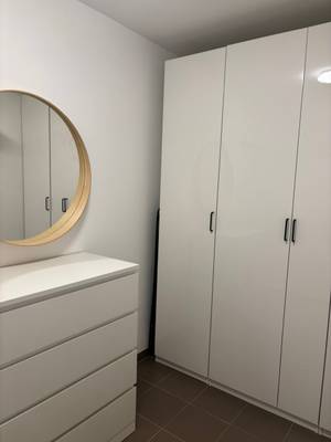Direktvergabe: Teilmöblierte 2-Zimmer-Neubauwohnung mit Loggia – Bild 3