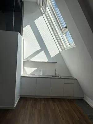 Gewerbeimmobilie mieten in Wien – 638 m², € 23 – Bild 9 von 13