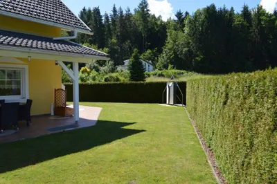 6-Zimmer-Haus mieten in Klagenfurt Land – 180 m², € 2.000 – Bild 2 von 7