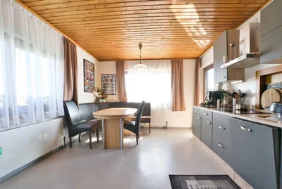 4-Zimmer-Haus kaufen in Vöcklabruck – 95 m², € 359.000 – Bild 4 von 13