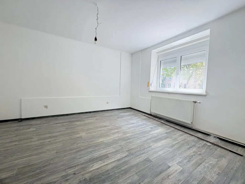 Wohnglück auf 47 Quadratmeter + Loggia, Mitten in der Stadt. - Ansicht 3