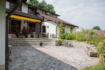11-Zimmer-Haus kaufen in Korneuburg – 365 m², € 1.800.000 – Bild 34 von 45