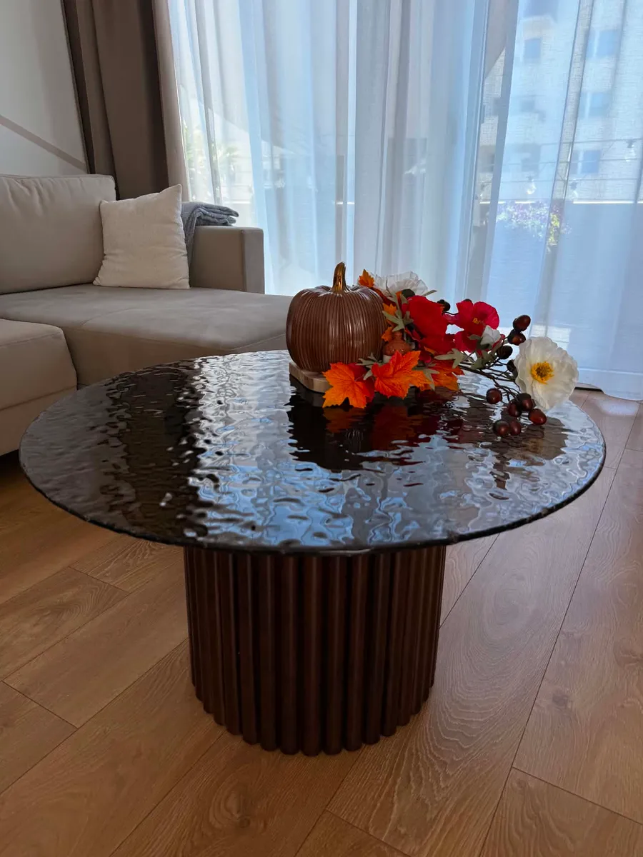 Hochwertiger Couchtisch - wie neu ! Nicht IKEA , nicht LUTZ, € 120,- (1230 Wien)