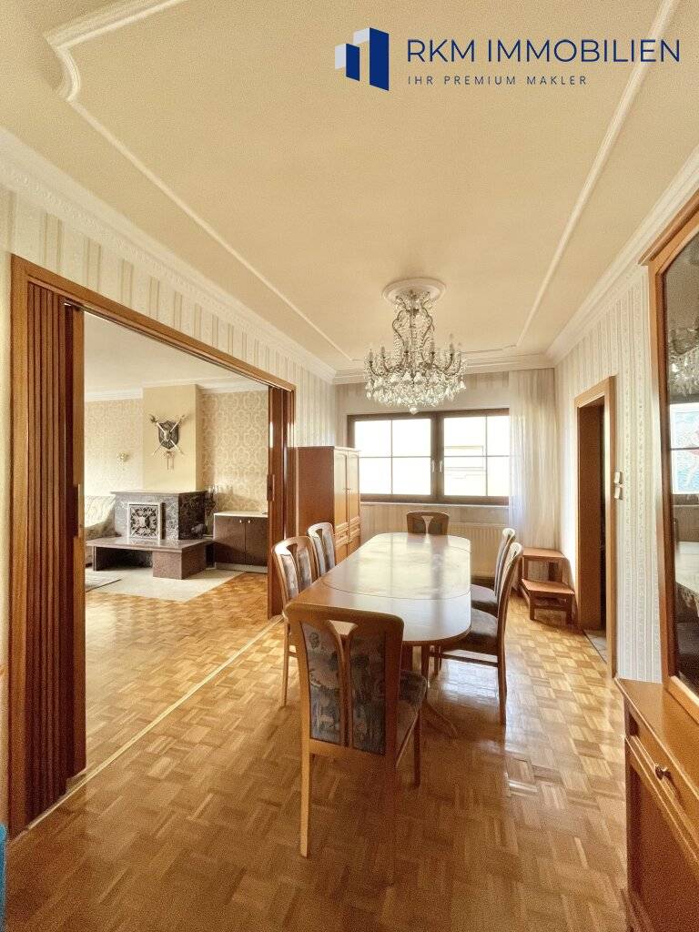 Geräumiges 5-Zimmer-Einfamilienhaus mit Garten - Ansicht 3