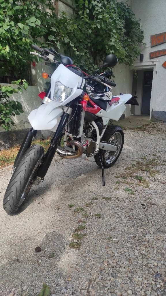 Husqvarna WR 300 Enduro