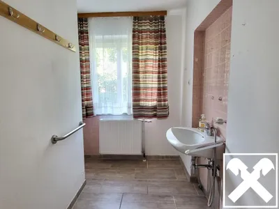 8-Zimmer-Gewerbeimmobilie kaufen in Ried im Innkreis – 191 m², € 265.000 – Bild 9 von 16