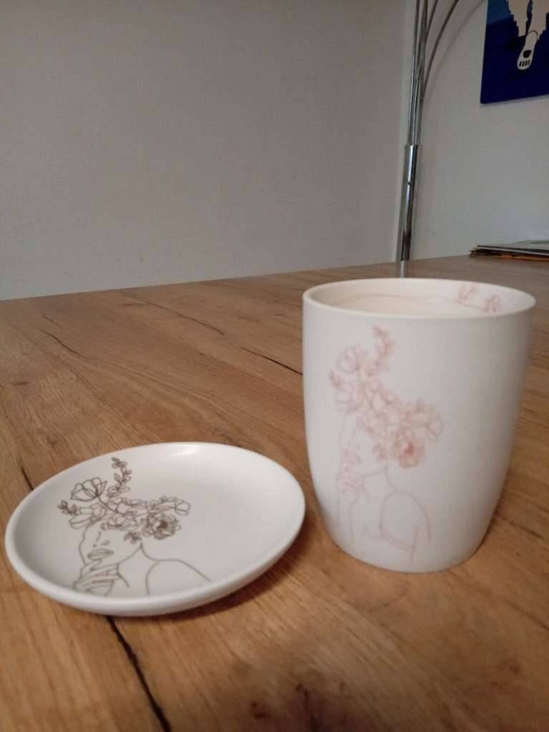 Tasse und Teller von Depot