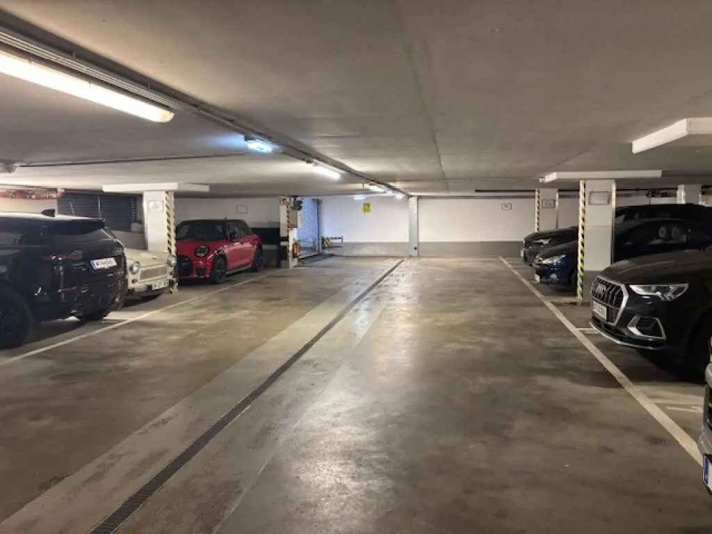 Garagenplatz in Botschaftsviertel! - Ansicht 2