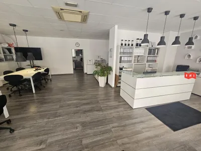 Gewerbeimmobilie mieten in Wien – 94 m², € 2.210 – Bild 2 von 12