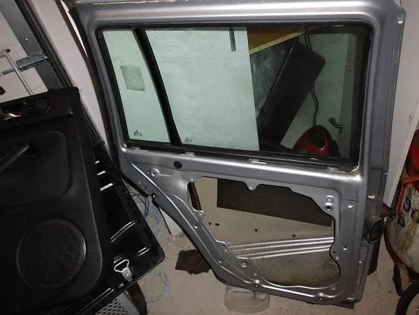 t-re-links-hinten-vw-golf-iv-kombi-variant-bora-t-r-la7w-reflexsilber