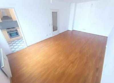 Charmante 2-Zimmer Wohnung mit Ruhelage und Grünblick im Innenhof! Nähe U6 Thaliastraße! – Bild 2