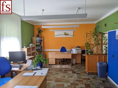 Haus kaufen in Wels-Land – 406 m², € 649.000 – Bild 29 von 37