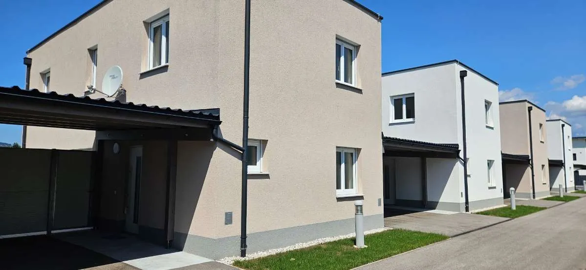 "Schlüsselfertige Häuser in Ybbs an der Donau - Einziehen und wohlfühlen! 11 moderne Reihen- und Einzelhäuser mit Garten warten auf Sie.", Ybbs an der Donau