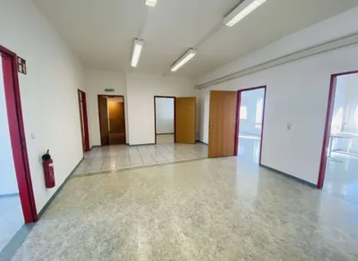 5-Zimmer-Gewerbeimmobilie mieten in Murtal – 206 m², € 2.015 – Bild 32 von 33