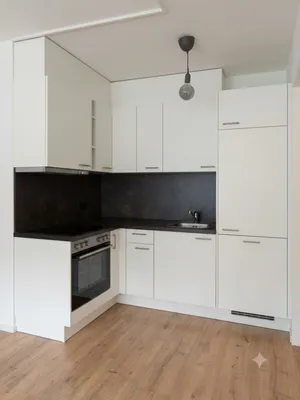 Kleine 2-Zimmer-Wohnung mit Balkon Richtung Innenhof – Bild 3