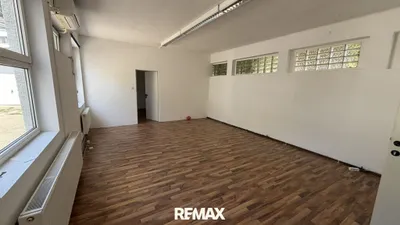 Gewerbeimmobilie kaufen in Vöcklabruck – 145 m², € 135.000 – Bild 9 von 23