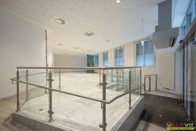 7-Zimmer-Gewerbeimmobilie mieten in Graz – 335 m², € 3.300 – Bild 5 von 46