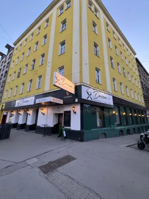 Gewerbeimmobilie mieten in Wien – 530 m², € 3.687 – Bild 1 von 23
